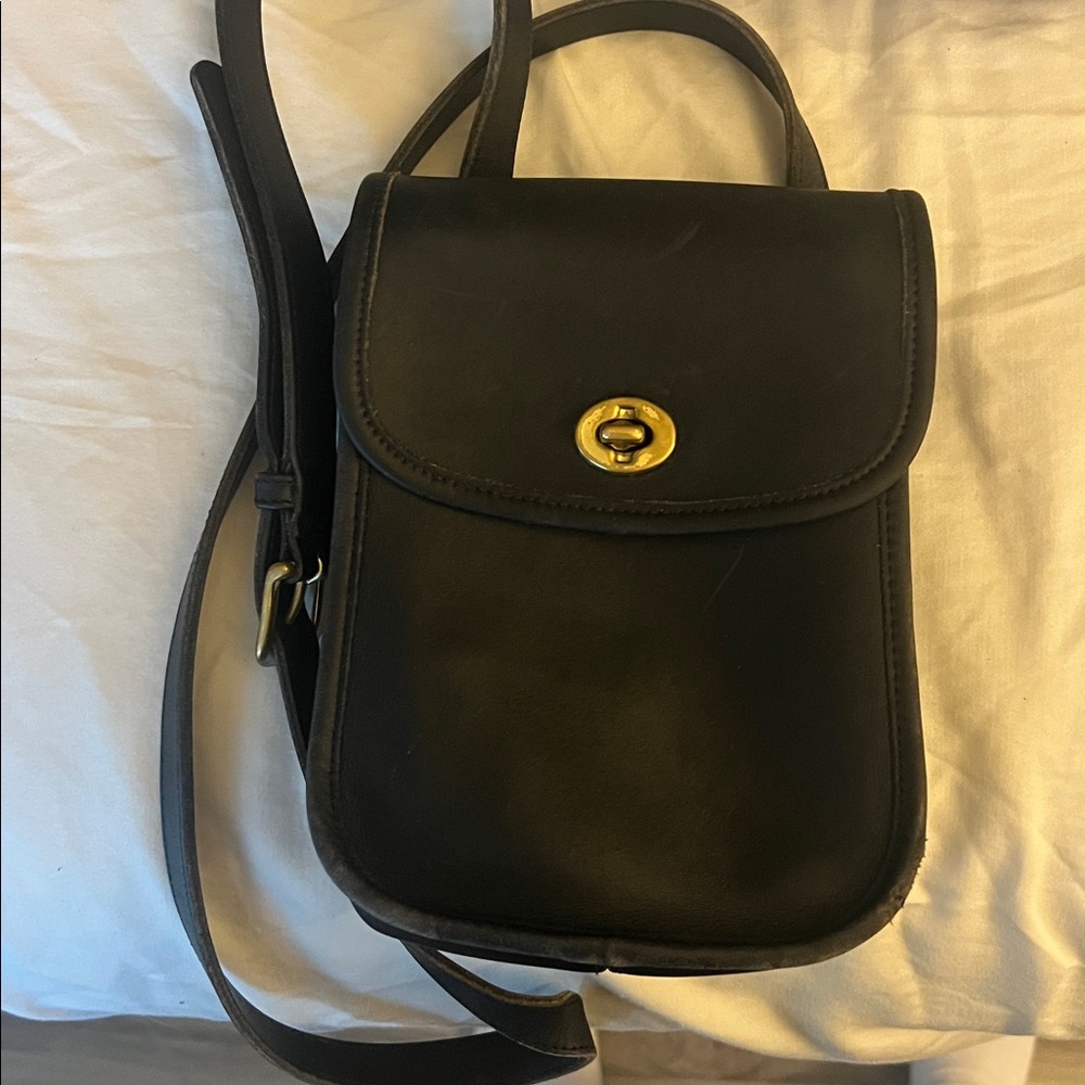 Vintage Coach Black Leather Crossbody with Gold Turnlock